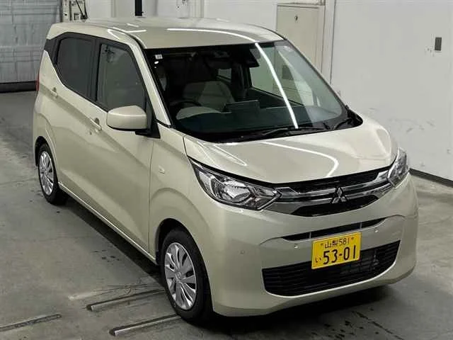 Mitsubishi eK Wagon B33W 2025